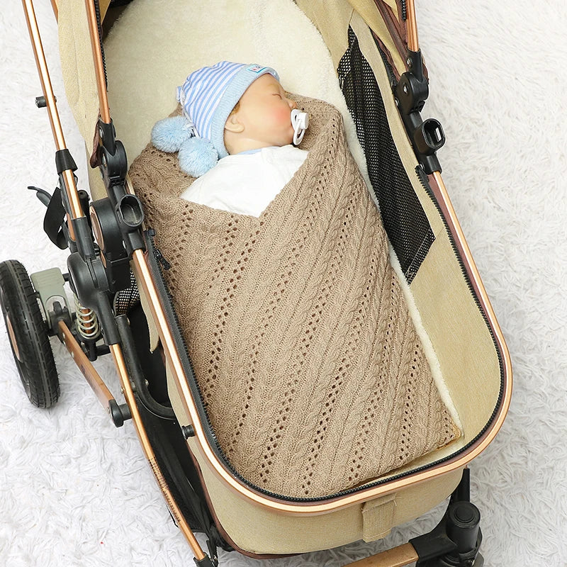 Strikket babyteppe 90*70cm