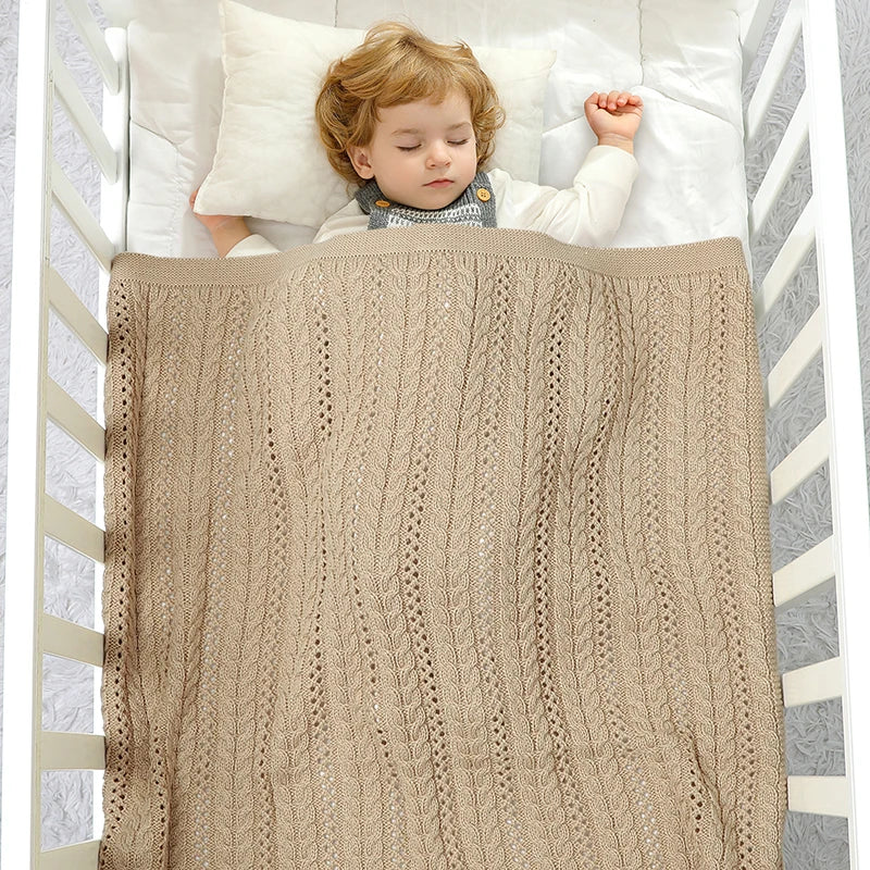 Strikket babyteppe 90*70cm