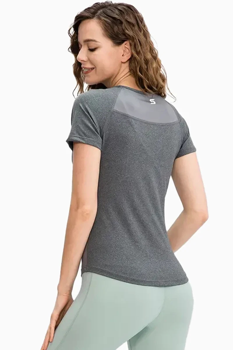 STRETCHY WORKOUT T-SHIRT